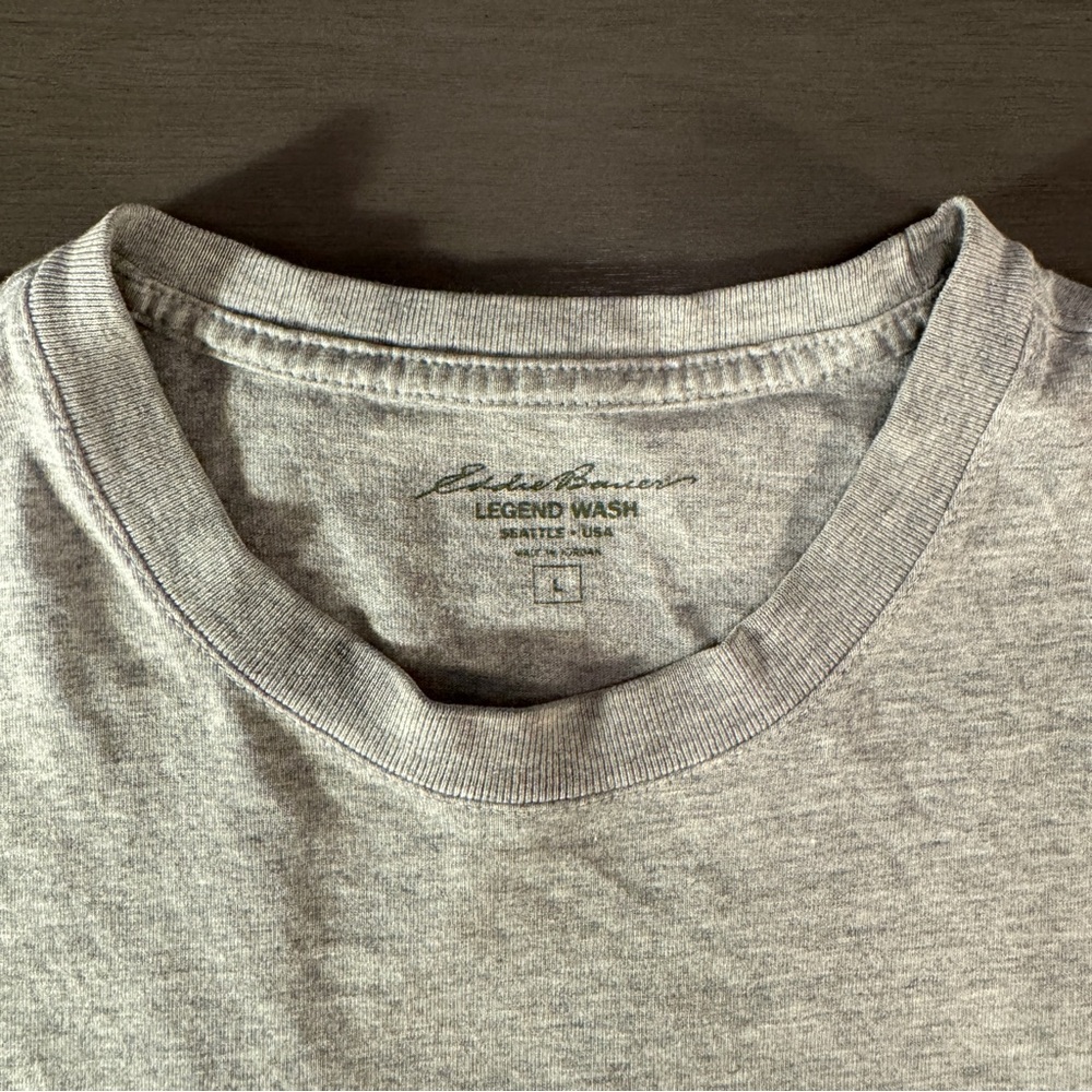 Large Eddie Bauer Heather Gray Crewneck Tee